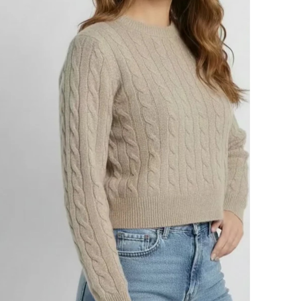 White+Warren Varsity Cable Wool Sweater.  Size L.  NWOT.  Natural Heather.